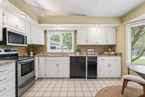 4301 Arrowhead Court Minnetonka MN 55345