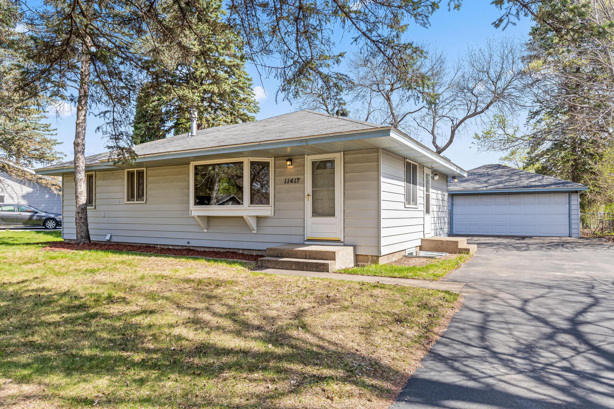 11417 Swallow Street NW Coon Rapids MN 55433