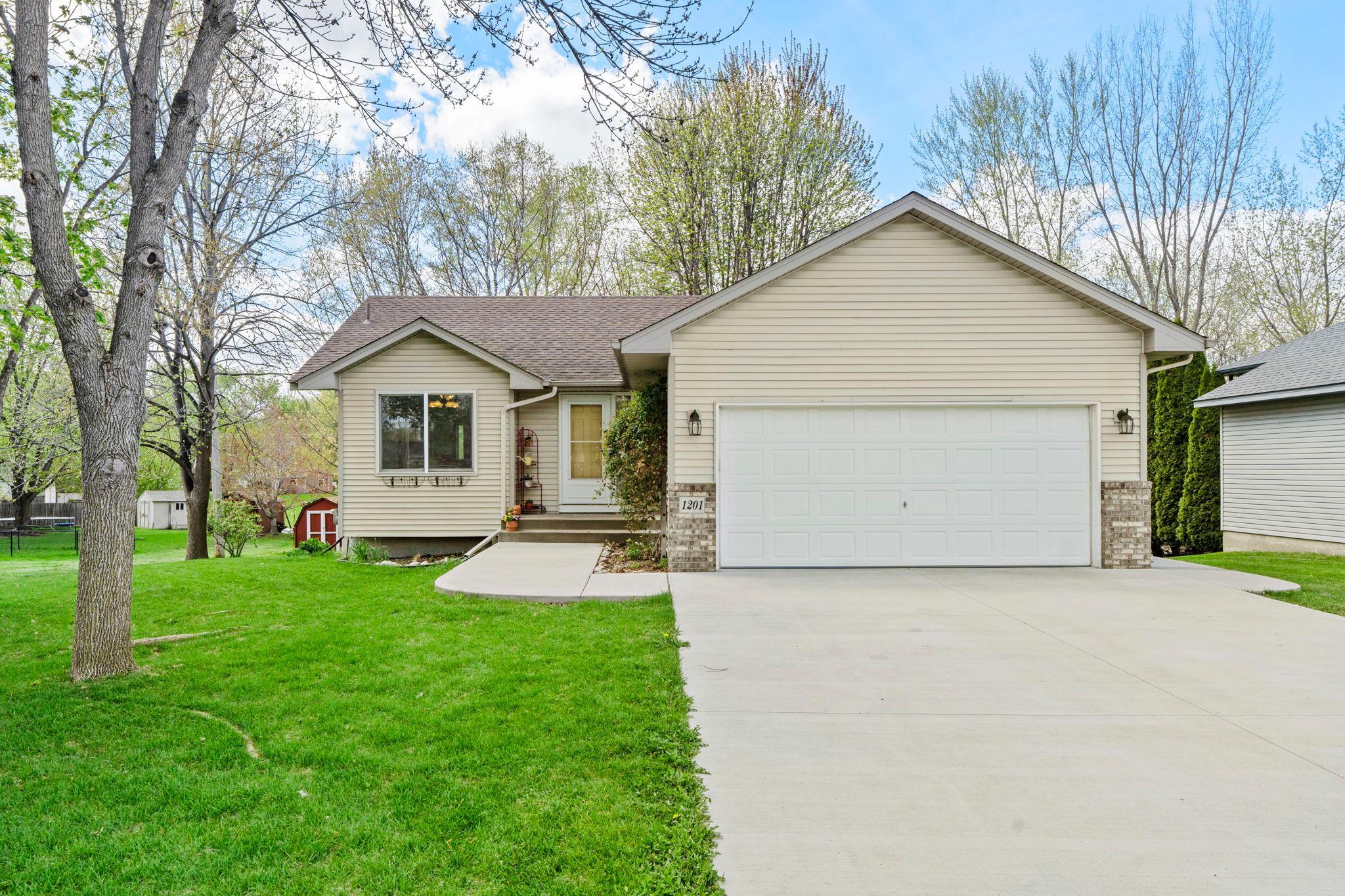 1201 Juniper Lane Buffalo MN 55313