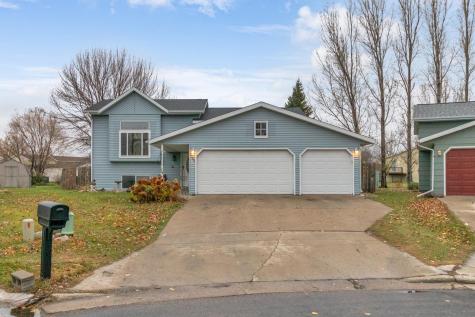 1242 32nd Street Circle S Moorhead MN 56560