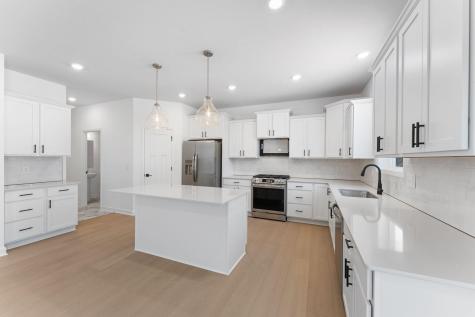 7533 Upper 42nd Street N Oakdale MN 55128