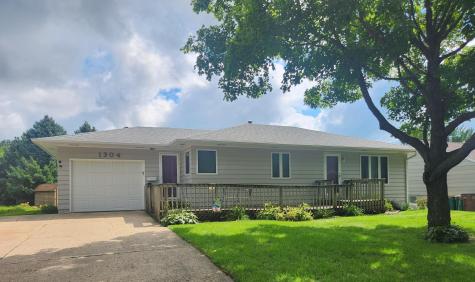 1304 Crestview Road Albert Lea MN 56007