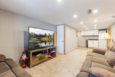 2217 Birchcrest Drive Motley MN 56466