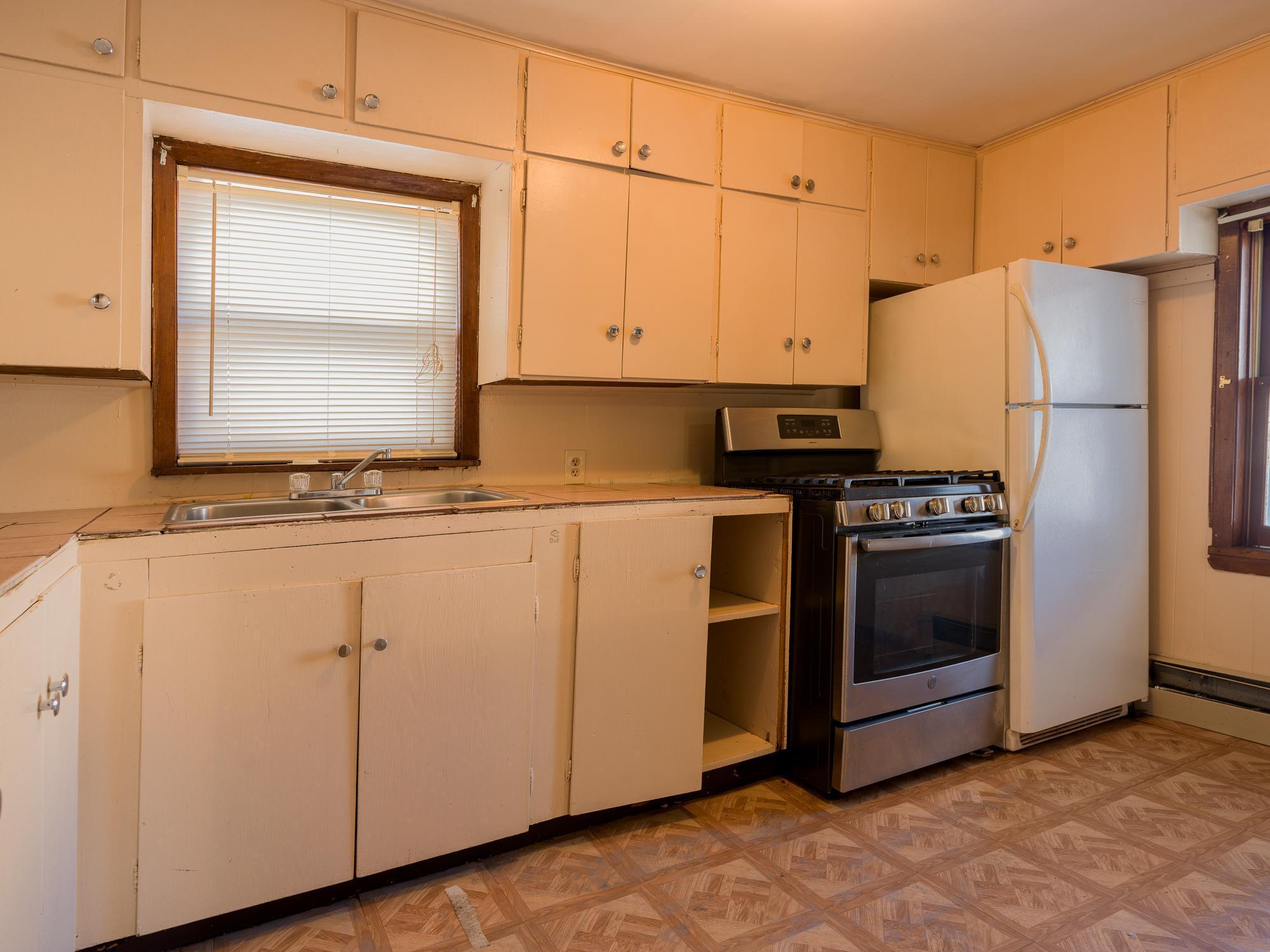 1206 James Avenue Albert Lea MN 56007