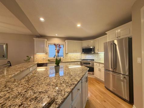 2014 Fox Valley Drive SW Rochester MN 55902