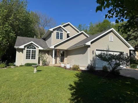2014 Fox Valley Drive SW Rochester MN 55902