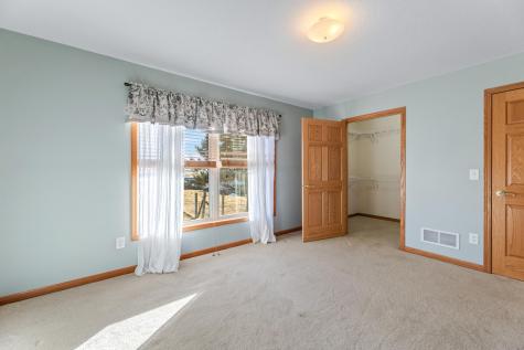 205 Park Drive Lewiston MN 55952
