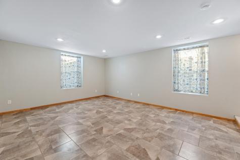 205 Park Drive Lewiston MN 55952