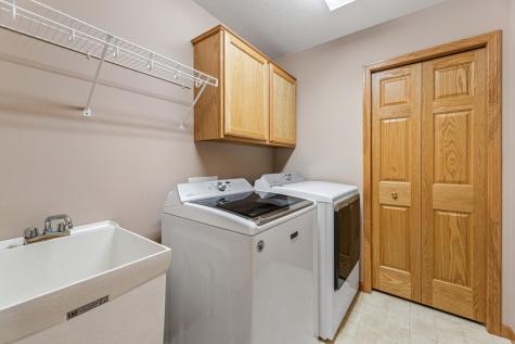 205 Park Drive Lewiston MN 55952
