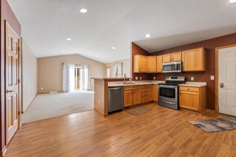 205 Park Drive Lewiston MN 55952