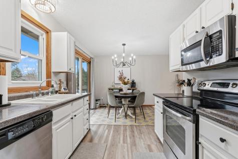 14709 Hillshire Lane Burnsville MN 55306