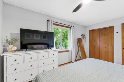 14709 Hillshire Lane Burnsville MN 55306
