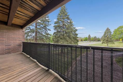 3440 Golfview Drive Eagan MN 55123