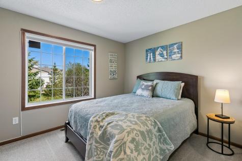 18442 Lafayette Way Lakeville MN 55044