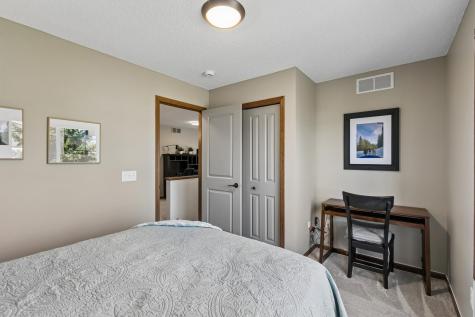 18442 Lafayette Way Lakeville MN 55044