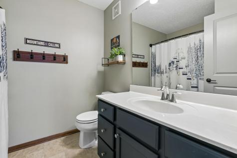 18442 Lafayette Way Lakeville MN 55044