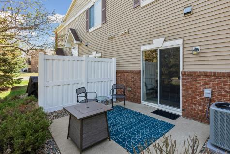 18442 Lafayette Way Lakeville MN 55044