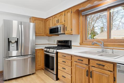 805 15th Avenue SE Austin MN 55912