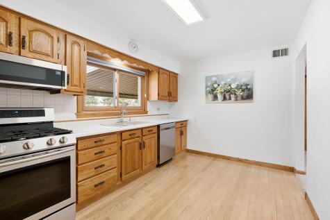 805 15th Avenue SE Austin MN 55912