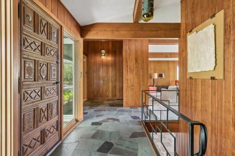 1 Poplar Lane North Oaks MN 55127