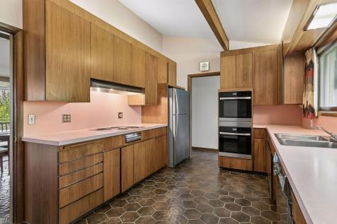 1 Poplar Lane North Oaks MN 55127