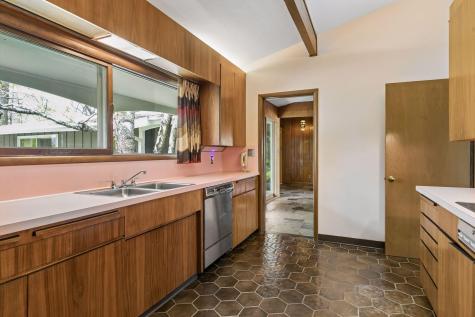 1 Poplar Lane North Oaks MN 55127
