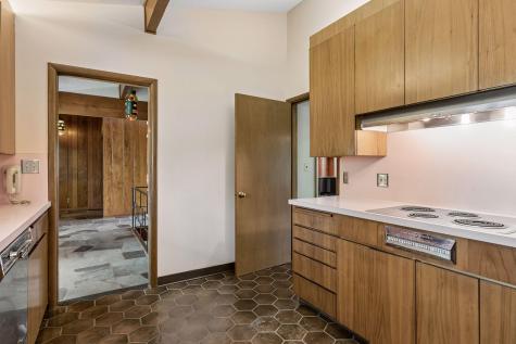 1 Poplar Lane North Oaks MN 55127