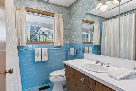 1 Poplar Lane North Oaks MN 55127