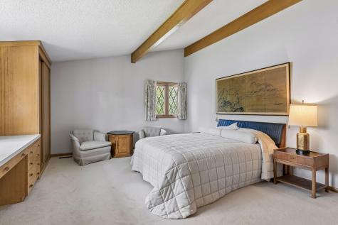 1 Poplar Lane North Oaks MN 55127
