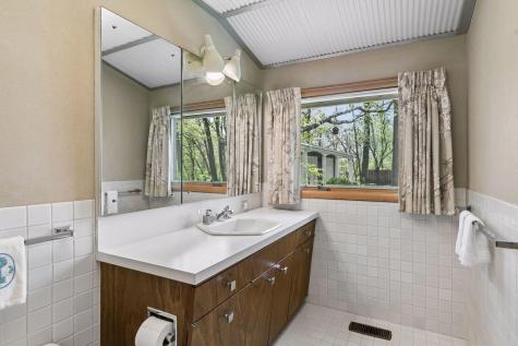 1 Poplar Lane North Oaks MN 55127