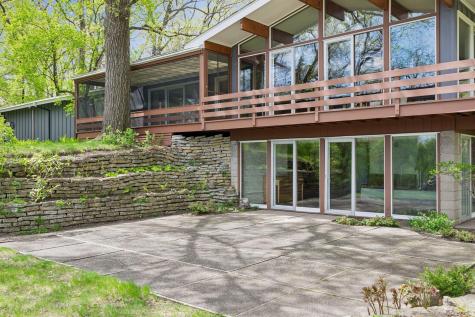 1 Poplar Lane North Oaks MN 55127