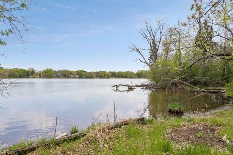 1 Poplar Lane North Oaks MN 55127
