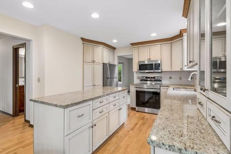 6001 W 98th Street Bloomington MN 55438