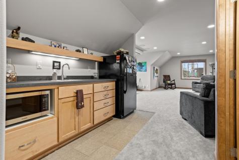 6520 Christianson Parkway S Fargo ND 58104