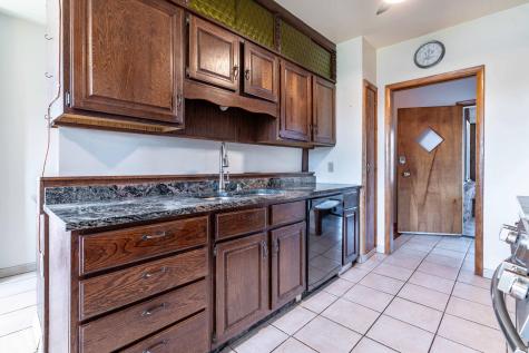 1015 11th Avenue S Moorhead MN 56560