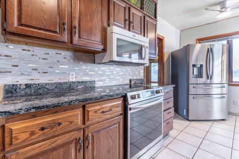 1015 11th Avenue S Moorhead MN 56560
