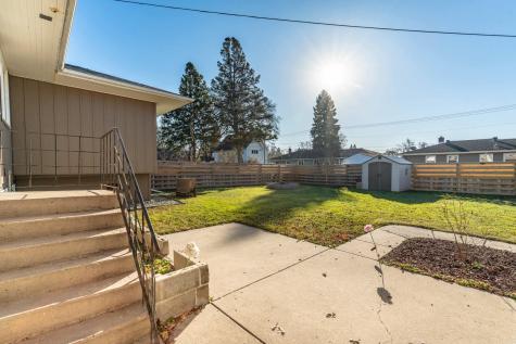 1015 11th Avenue S Moorhead MN 56560