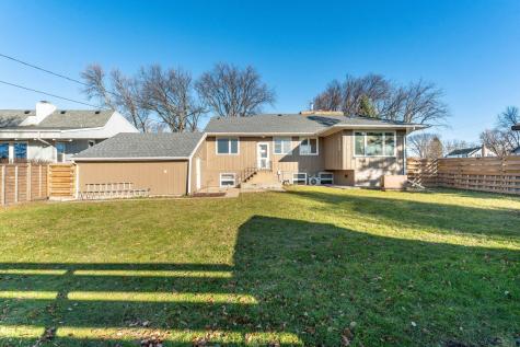1015 11th Avenue S Moorhead MN 56560