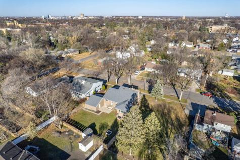 1015 11th Avenue S Moorhead MN 56560