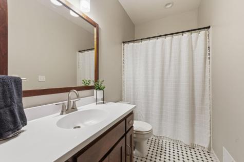 341 E Prince Street Lake Crystal MN 56055