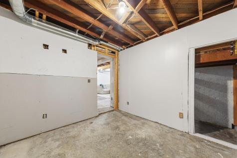 341 E Prince Street Lake Crystal MN 56055