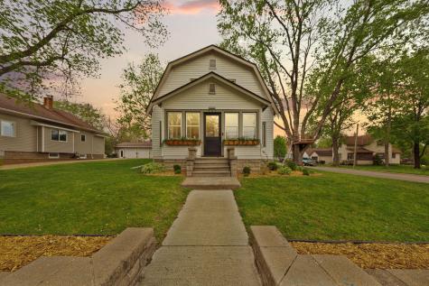 341 E Prince Street Lake Crystal MN 56055