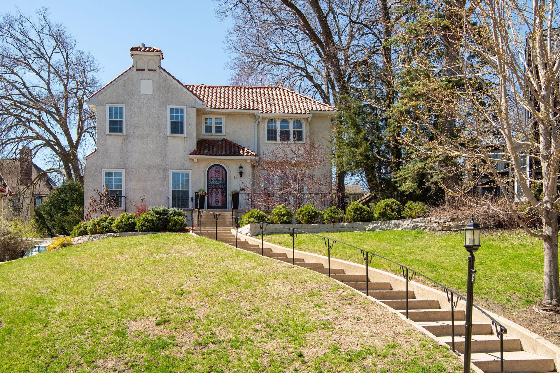 38 W Minnehaha Parkway Minneapolis MN 55419