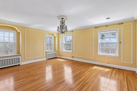 38 W Minnehaha Parkway Minneapolis MN 55419
