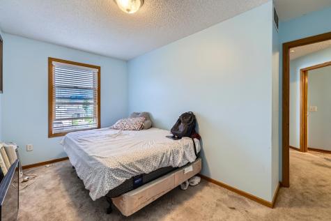 915 Harmony Path Norwood Young America MN 55397