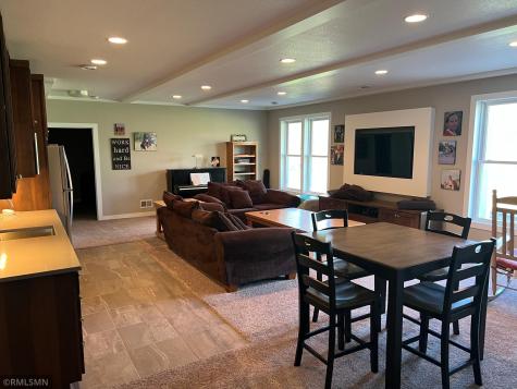 19325 Iteri Avenue Lakeville MN 55044