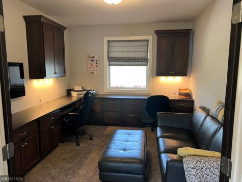 19325 Iteri Avenue Lakeville MN 55044