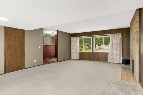 3141 Hillsboro Avenue N New Hope MN 55427