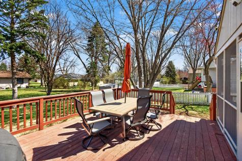 2541 Emerald Lane Shakopee MN 55379