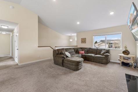 1192 Farmers Lane Belle Plaine MN 56011